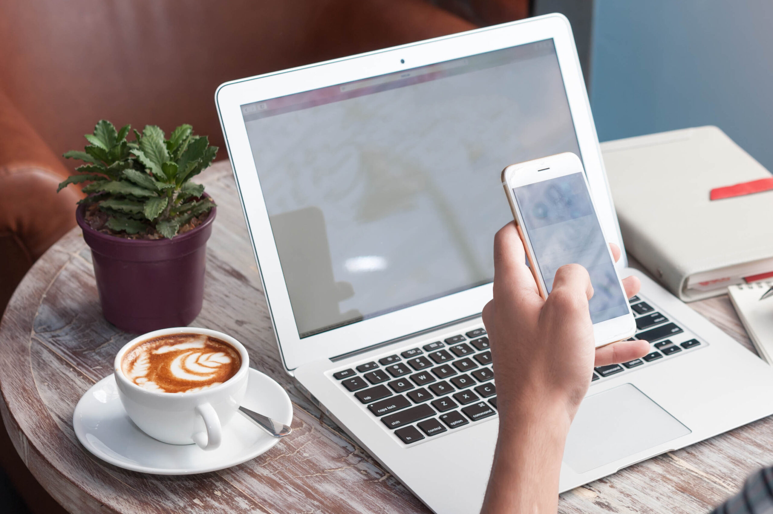 Yhteystiedot Asiakaspalvelu